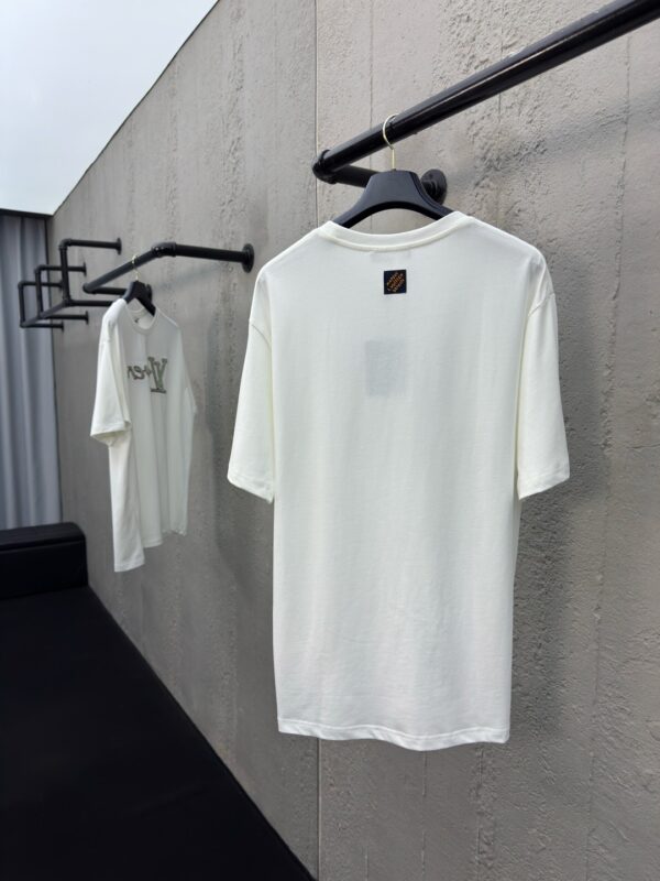 LOUIS VUITTON beaded letter short-sleeved T-shirt - 图片 4