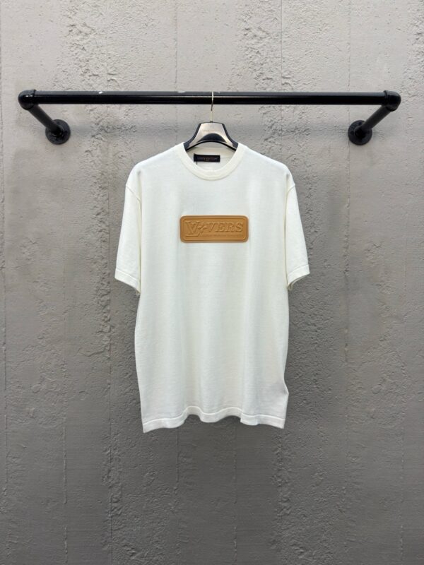 LOUIS VUITTON patch logo short sleeves