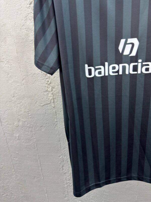 Balenciaga x Adidas Football Short Sleeve - 图片 10