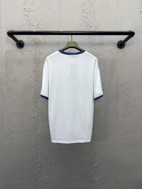GUCCI SHORT SLEEVES WITH A WEB PRINT - 图片 3