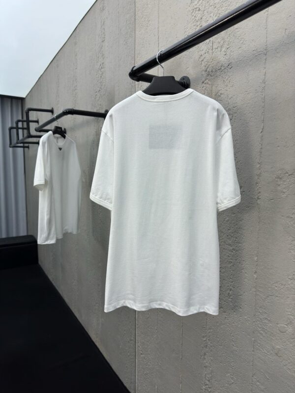 PRADA SHORT SLEEVES WITH TRIANGLE ON CHEST - 图片 5