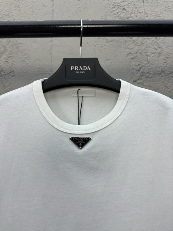 PRADA SHORT SLEEVES WITH TRIANGLE ON CHEST - 图片 10