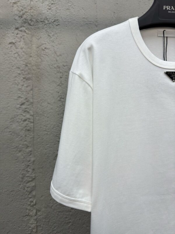 PRADA SHORT SLEEVES WITH TRIANGLE ON CHEST - 图片 6