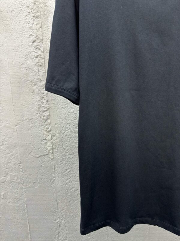 PRADA SHORT SLEEVES WITH TRIANGLE ON CHEST - 图片 6