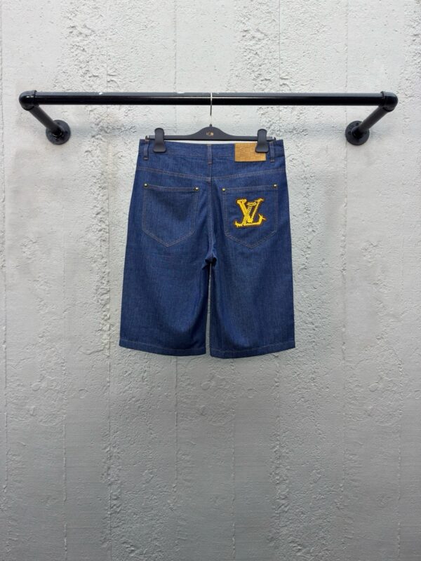 LOUIS VUITTON ROPE SIGNATURE LETTER-EMBROIDERED DENIM SHORTS - 图片 3