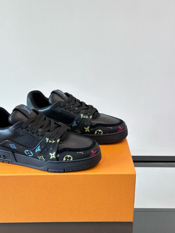 LV* Trainer series Takashi Murakami collaboration - 图片 3