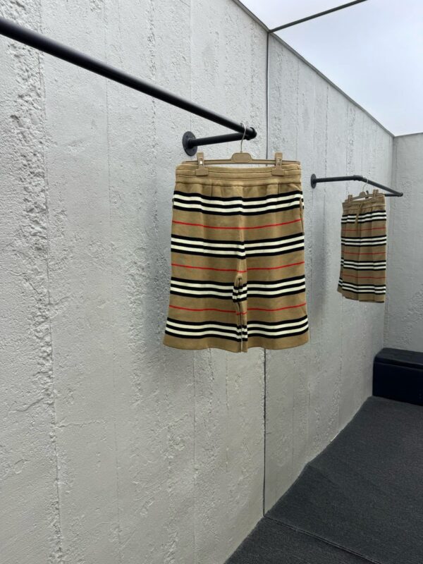 Burberry checked knitted shorts - 图片 3