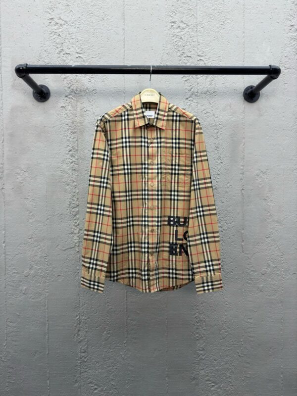 BURBERRY Letters offset long-sleeved shirt