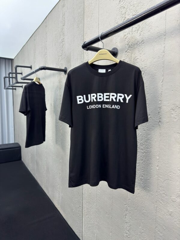 BURBERRY Letter print pattern short sleeves - 图片 3