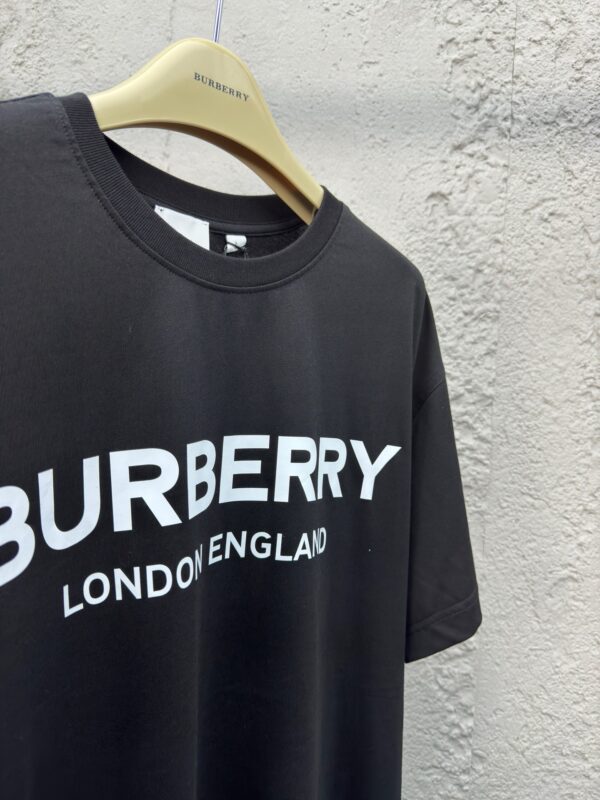 BURBERRY Letter print pattern short sleeves - 图片 10
