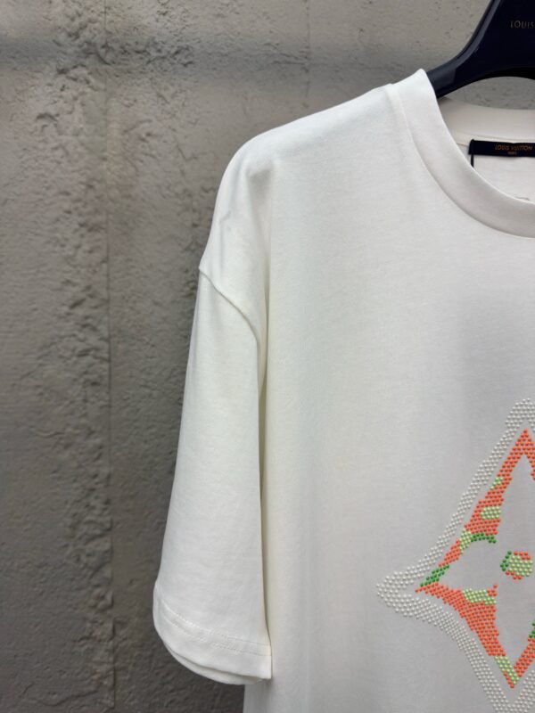 LOUIS VUITTON Four-leaf Clover Hot Beaded Short Sleeves - 图片 5