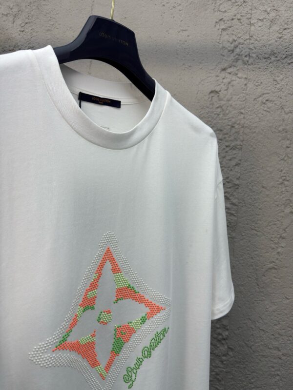 LOUIS VUITTON Four-leaf Clover Hot Beaded Short Sleeves - 图片 10