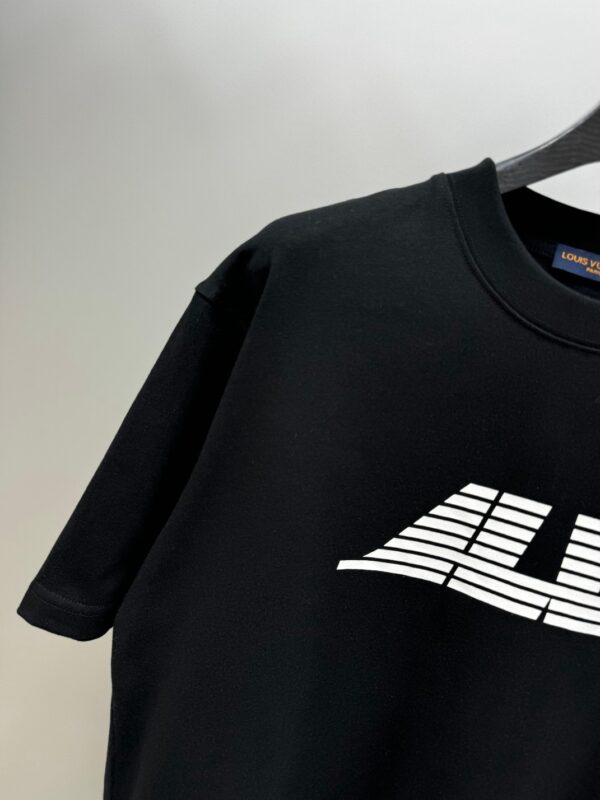 LV Globe short-sleeved T-shirt - 图片 3
