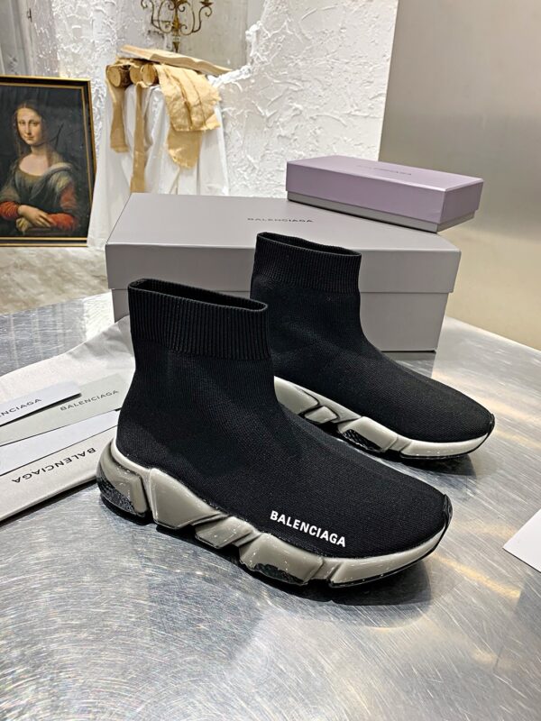 Balenciaga coated model - 图片 7