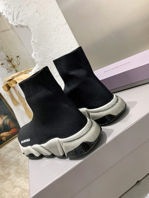 Balenciaga coated model - 图片 6