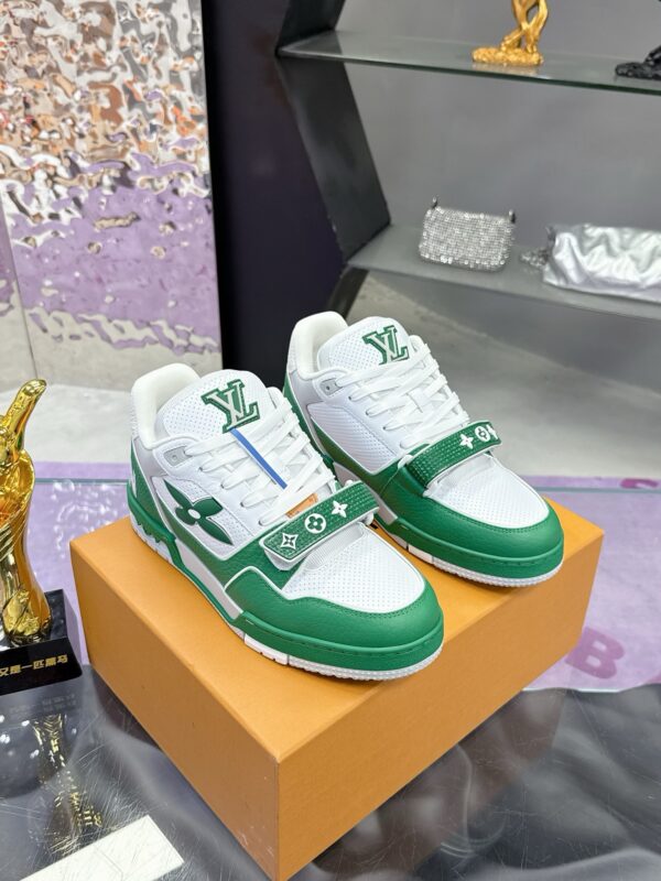 LV Louis Vuitton L Home Trainer 25 Spring/New Style