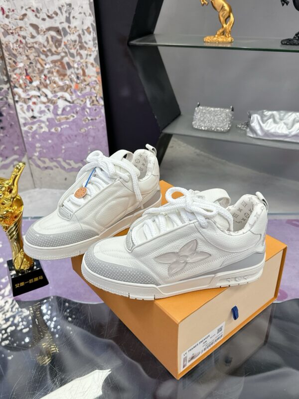 LV 2025 SS new official sync new colors 💗 Louis Vuitton catwalk skateboarding shoes are a hit - 图片 6