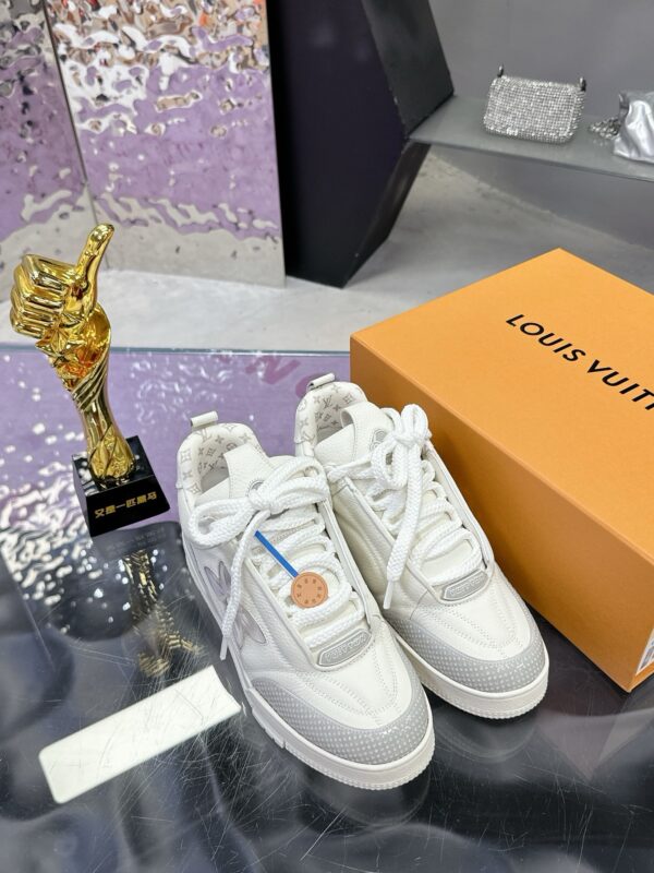LV 2025 SS new official sync new colors 💗 Louis Vuitton catwalk skateboarding shoes are a hit - 图片 5