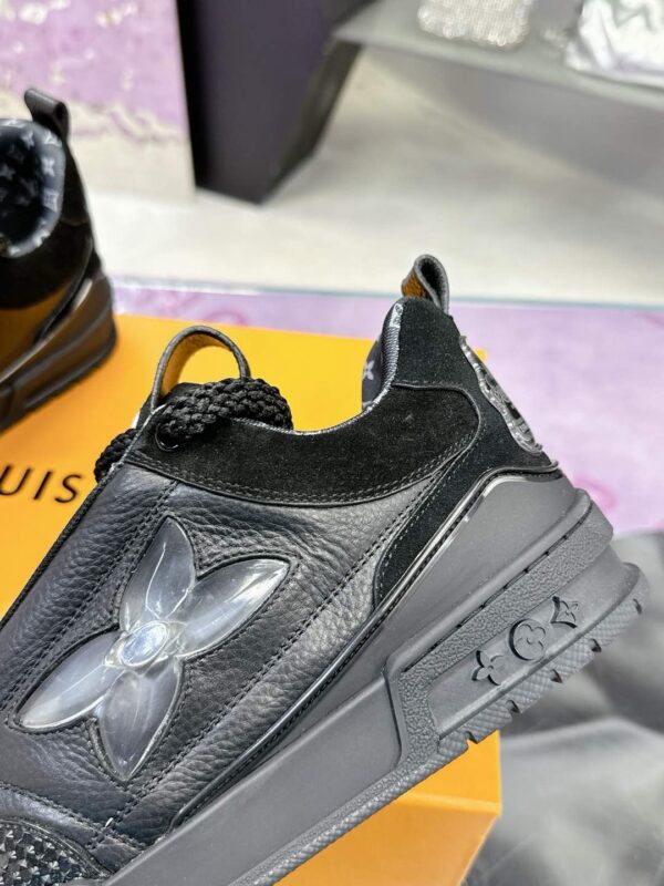 LV 2025 SS new official sync new colors 💗 Louis Vuitton catwalk skateboarding shoes are a hit - 图片 3
