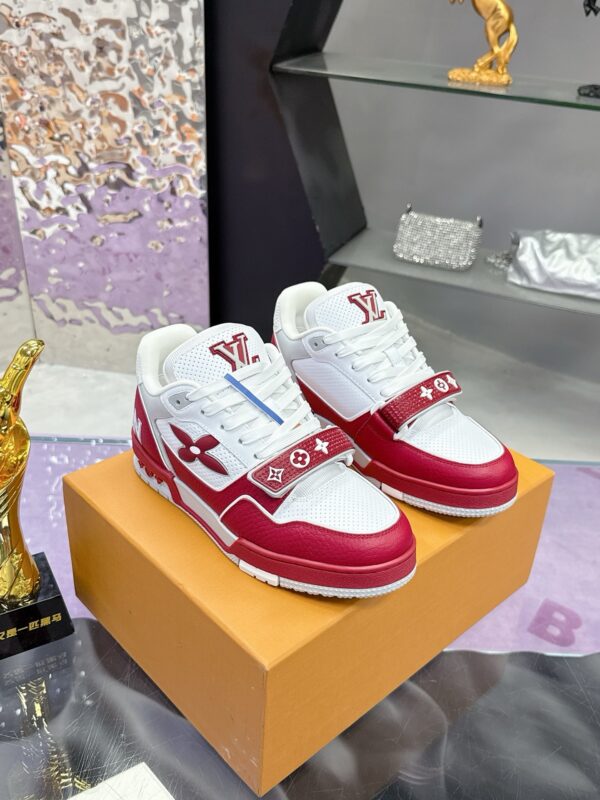 LV Louis Vuitton L Home Trainer 25 Spring/New Style