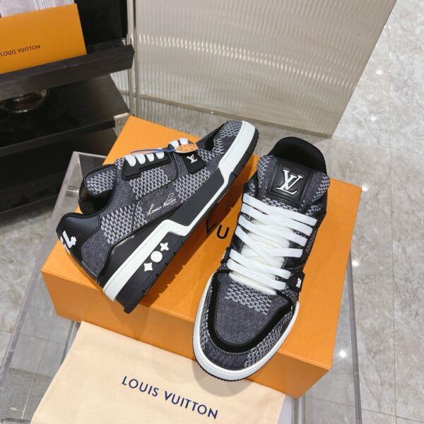 L Home New Color Matching Couples Casual Sports Shoes Skateboard Shoes - 图片 3