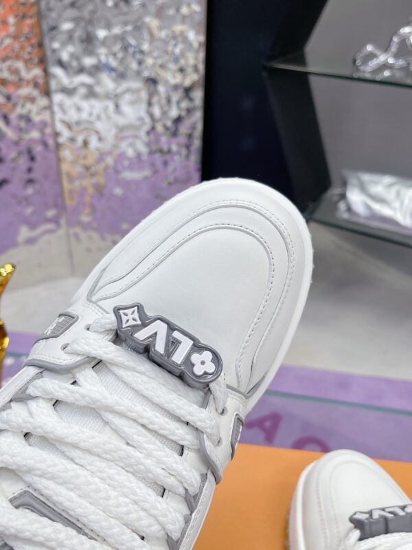 L Home New Color Matching Couples Casual Sports Shoes Skateboard Shoes - 图片 16