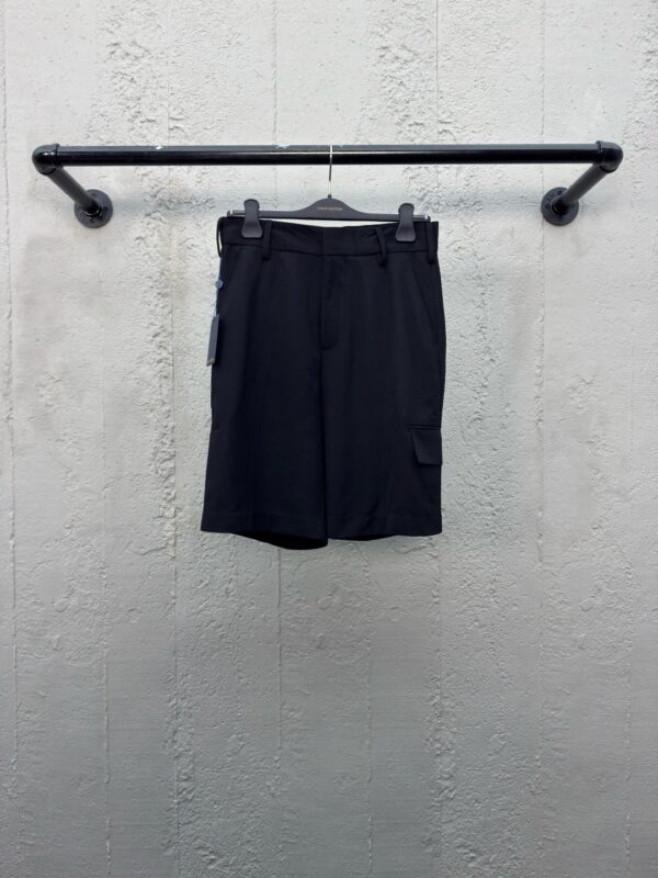 LOUIS VUITTON LABEL CARGO SHORTS